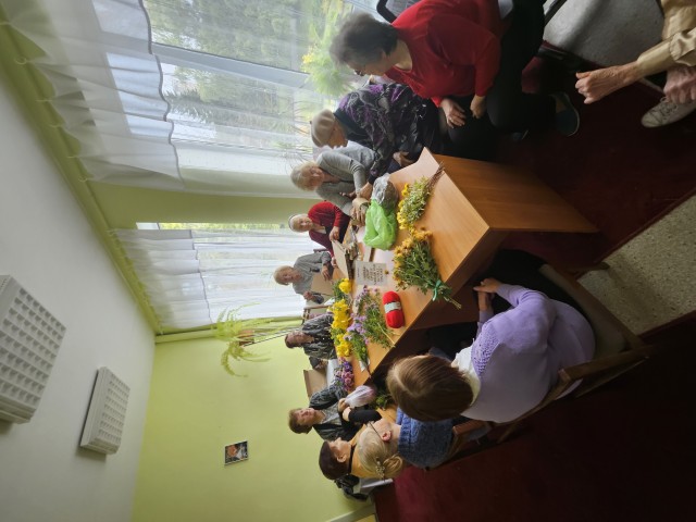 Senioru ikmēneša tikšanās